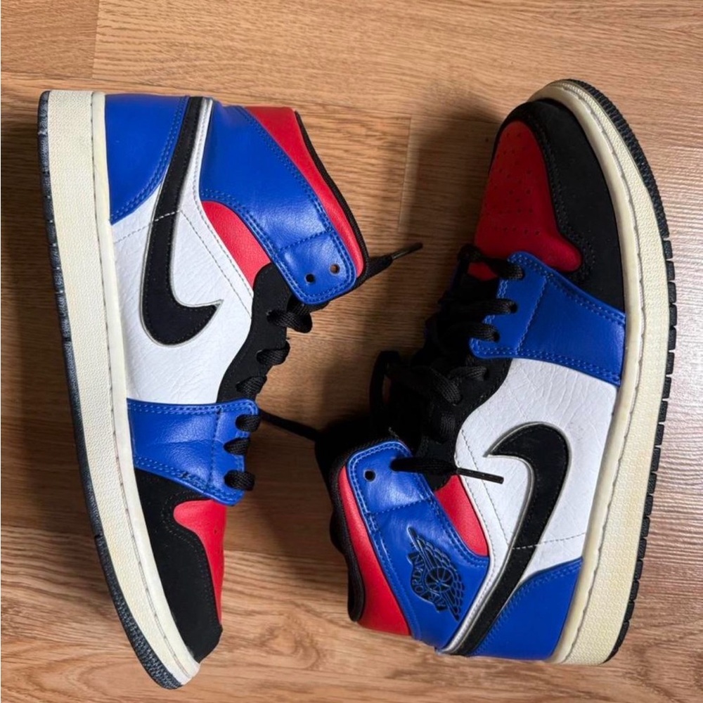 Nike Air Jordan 1 Retro Mid Top 3 Shoes 2019 Men’s Size 9